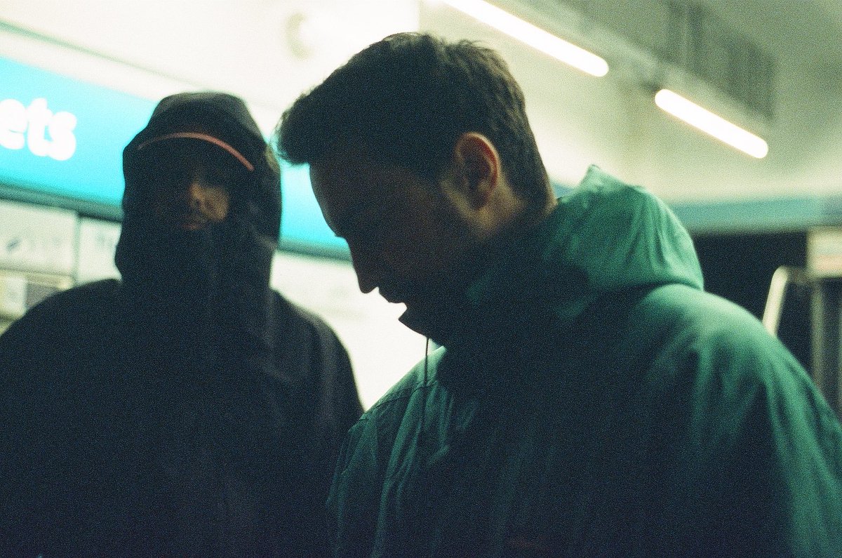 Rdv ce vendredi 6 mai pour le 2e extrait d'EXPRESSIONNISME ALLEMAND⏳
Avec cette fois-ci un clip et un invité, je parle bien sur de l'impitoyable <a href="/Keroue/">Keroué</a> 🔥
📸:<a href="/miaskick/">mias kick</a>