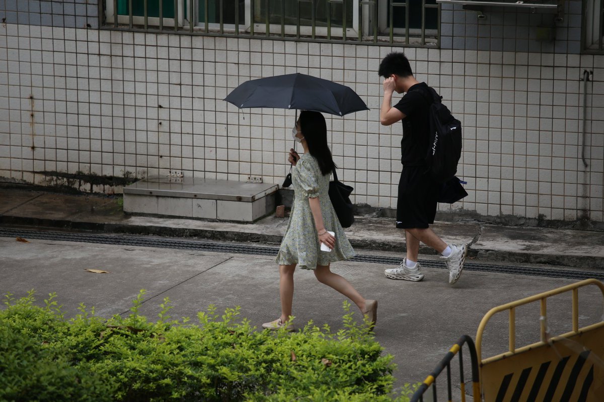 cloudliPHOTO's tweet photo. （图1-2）我用70-200f4出的图，小白兔我花了近万元入的，（图3-4）我用沧野的500定拍的（淘宝119元），diy了一下贴了一下消光戎，不得不说大清光学真的牛！ https://t.co/CtL1SJRyqo