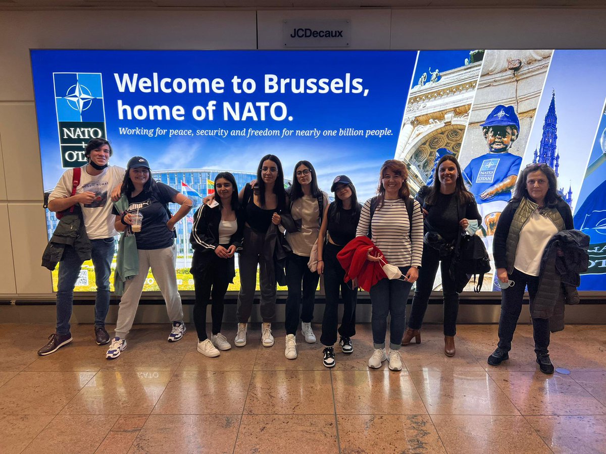 CampusFenix's tweet image. Ze zijn er bijna! De meeste Erasmusdelegaties zijn al toegekomen. Litouwen is onderweg. Wijze wereldburgers creëren? Internationaliseren!#samenlerensamenleven #helemaalGO #CampusFenixEramus @sgrSCOOP