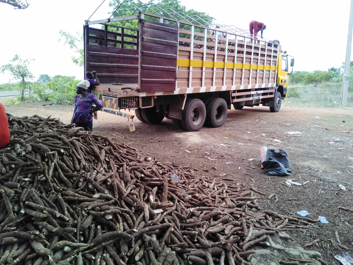If you know anybody/company that has these sizes of trucks (10 or 12 tyres) for sale and would be open to payment in installments please refer them to us, let's take our business to the #nextlevel. We are also open to medium-term lease arrangements.

Please retweet!

Thanks 🙌🏾