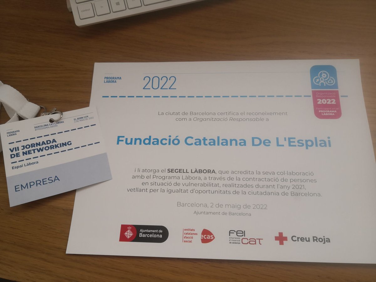 fundesplai's tweet photo. 📢Avui hem participat a la VII JORNADA DE NETWORKING del #ProgramaLabora🚀
🏅Hem recollit el segell Làbora, reconeixement per part de @CreuRojaCAT, @bcn_ajuntament, @ecasacciosocial i @FEICATinsercio, que ens acredita com a entitat col·laboradora responsable.
#empreseslabora https://t.co/wJFnngvq5V