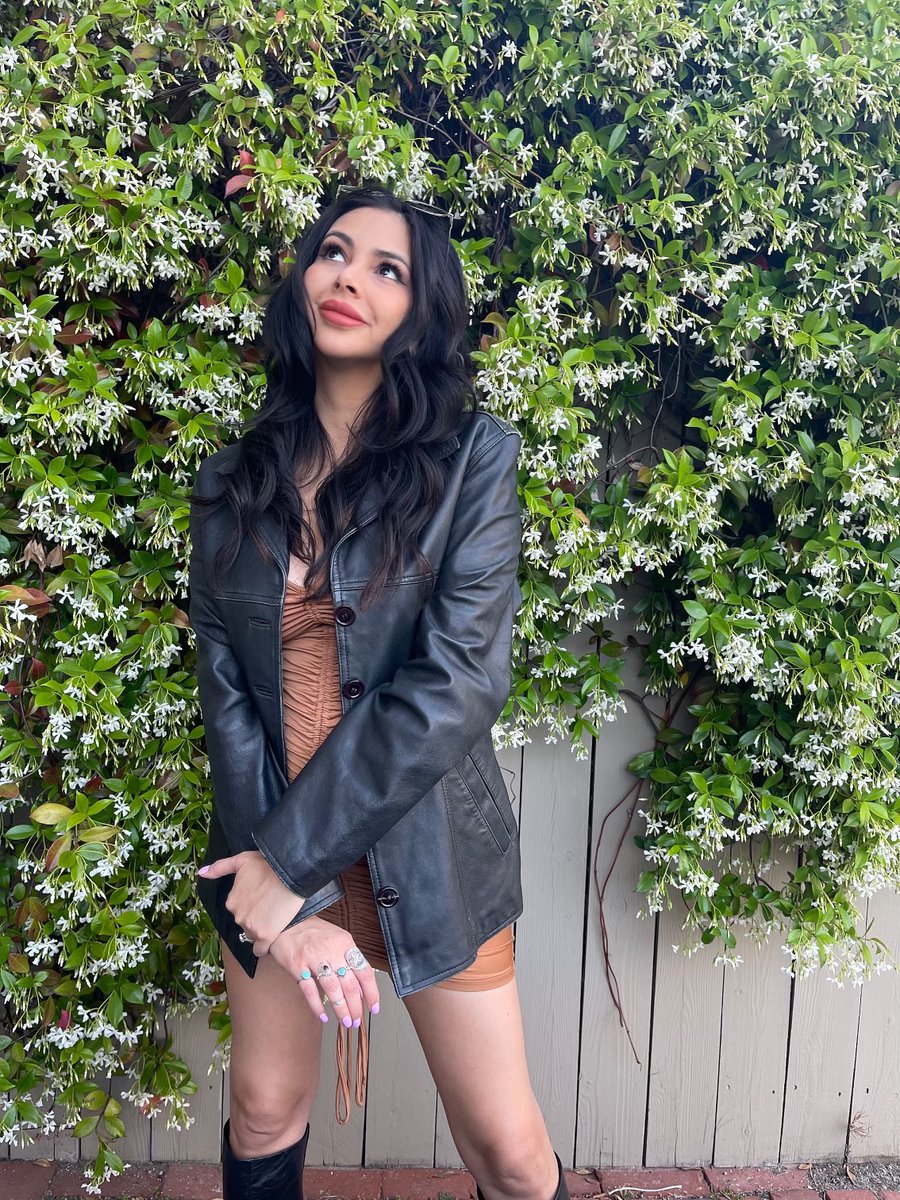 AginaMusic's tweet photo. 05/06/2022 👀🔥

#IOHEFY #AginaNewMusic #presave #latin #rnb https://t.co/pZhFP3rnwS https://t.co/njdInU4jXi