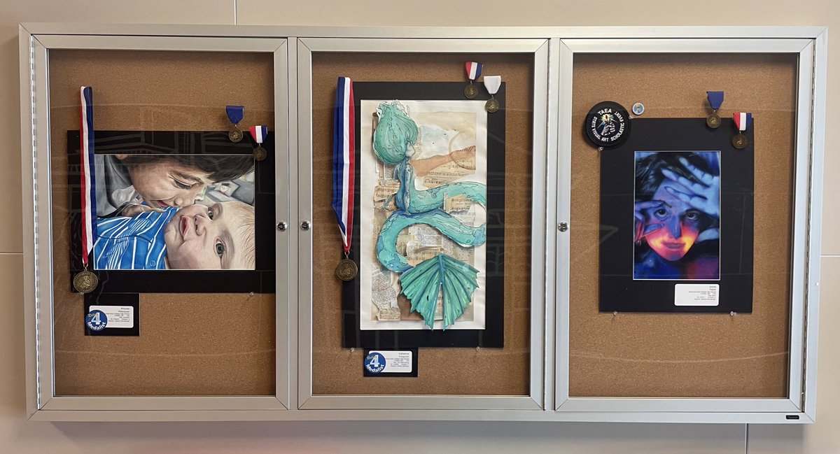 ALMartinezART's tweet photo. Go Eagles ๐ฆ
โฅ๏ธ Loved being back in person for State VASE this past Saturday. So proud of these artists #mechsfam #mechsartroom #arted #StateVASE #TAEA @memorial_hs @schumanncarla1 @martylenard @JAMArtClass https://t.co/YYMLyApawd