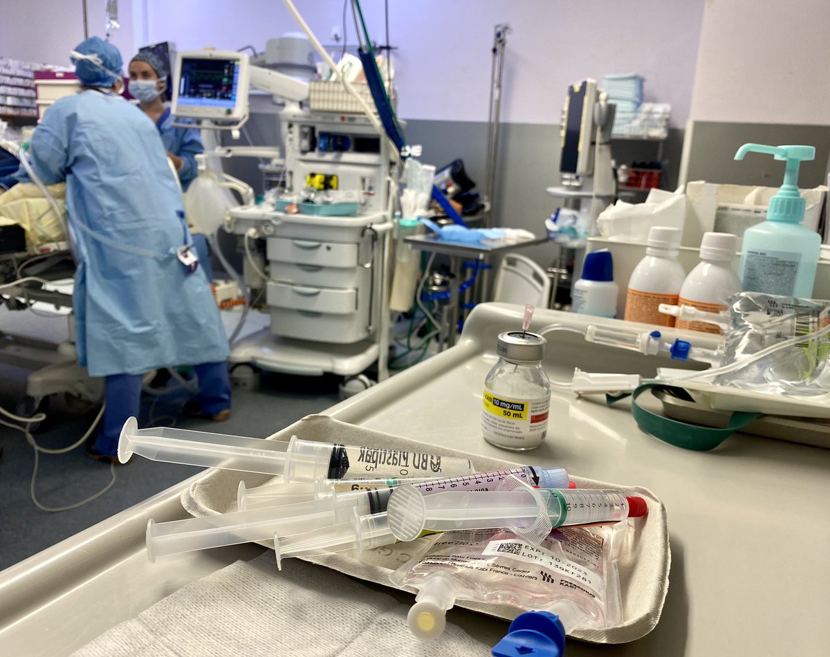 cyriltrd's tweet photo. Un plateau d’induction par table d’opération…
🙏 aux soignants au service des patients !
#ServiceContinu #7sur7 #24sur24 https://t.co/ZDv3pU254p