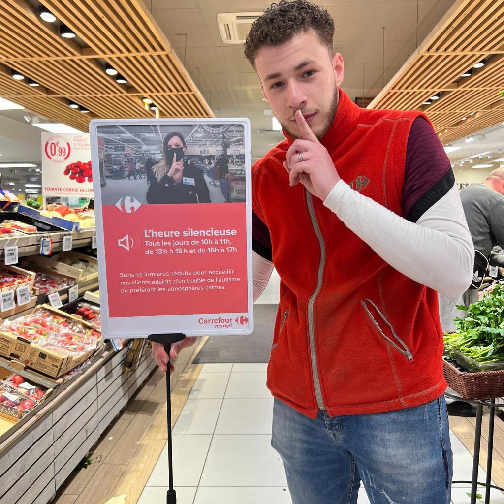 CarrefourFrance's tweet image. L’heure silencieuse s’étend dans tous les magasins Carrefour Market 🤫.

4 heures par jour durant lesquelles nos Clientes et Clients ayant un trouble de l’autisme ou préférant les atmosphères calmes pourront faire leurs courses en toute quiétude 🙏.