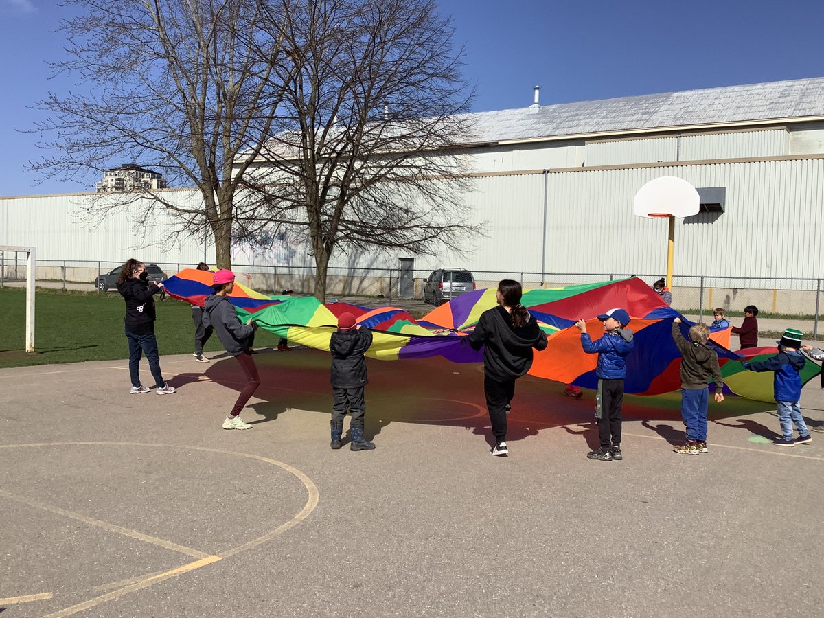 SHFlames's tweet photo. Wow!!  Our Jump A Thon was a huge success last week!  Thank you to all who organized, helped and donated! We raised over $6000!!  Both Ms Noble and Ms McGeragle’s Gr 1 classes will get a pizza party for raising the most!! https://t.co/HEH5V3Lxyj
