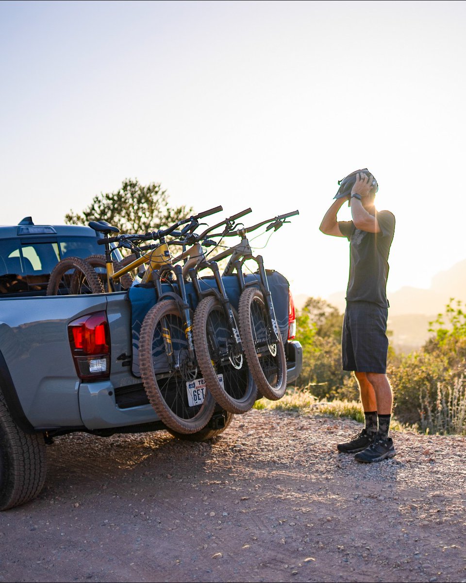 Who's ridden in Sedona? Ben Hicks recently took our new GateKeeper tailgate pad there to see what all the hype was about. yakimaproducts.myshopify.com/products/gatek…