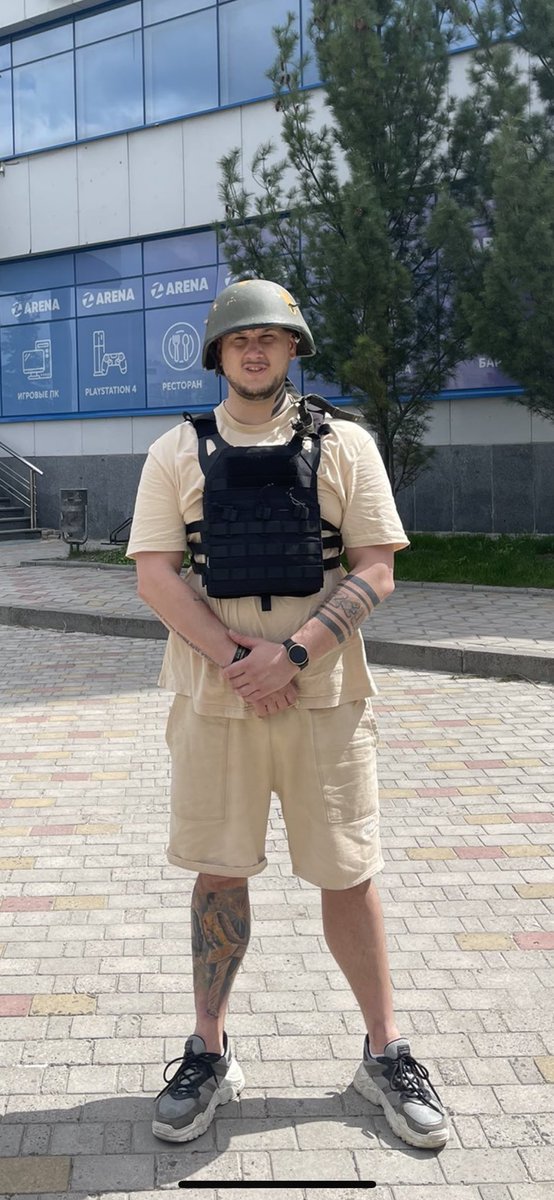 launders's tweet photo. when my igl said don’t buy but i already got kevlar https://t.co/h8xC3ztfHu