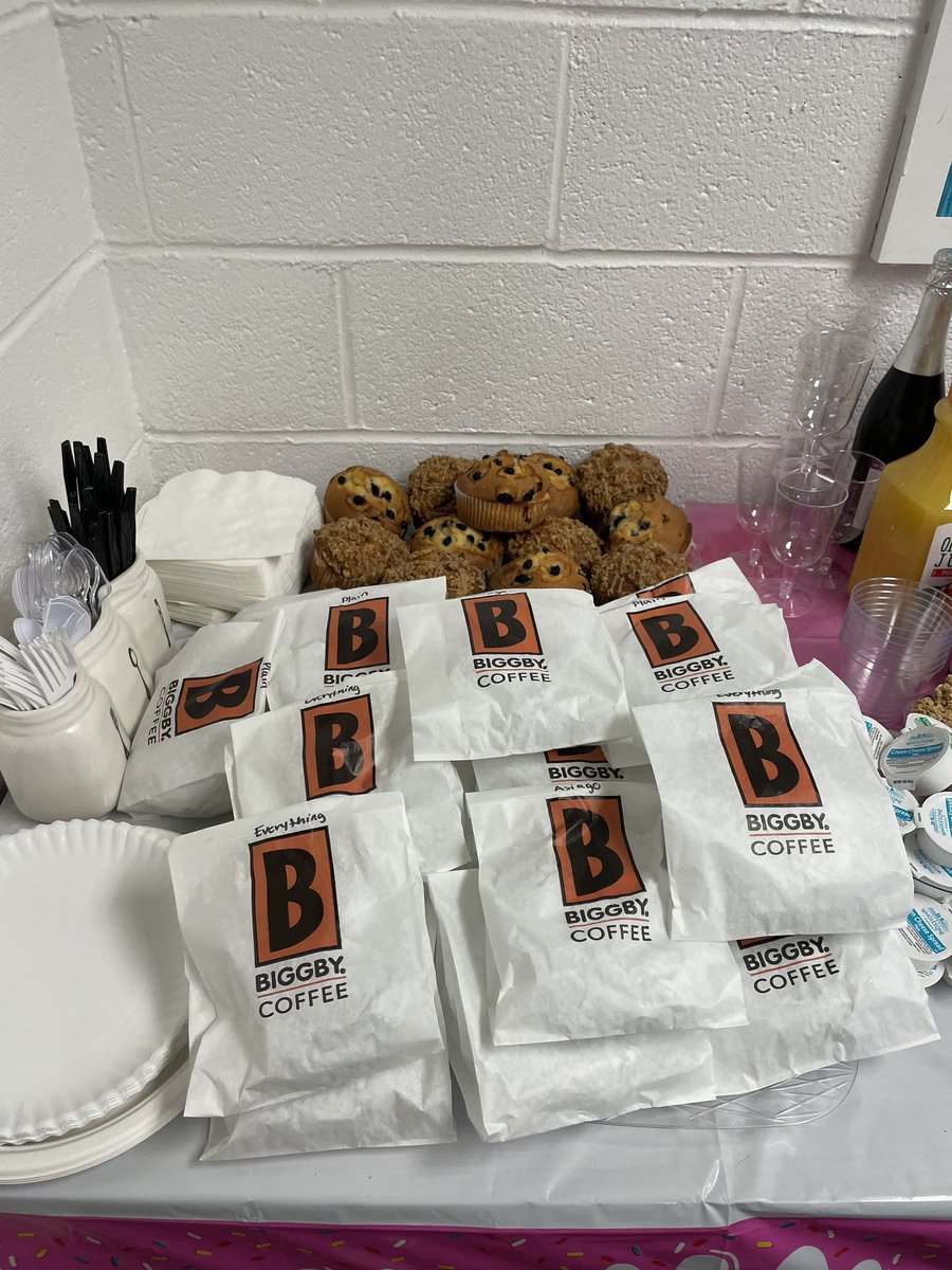 CMSredwolves's tweet photo. Our local @BIGGBYCOFFEE in #ClintonMi is amazing! Thank you for your generous donation to the teaching staff at CMS! (You should see this crew drink coffee 😵‍💫😋) ☕️☀️ #HappyMonday https://t.co/7UiWVrGwP2