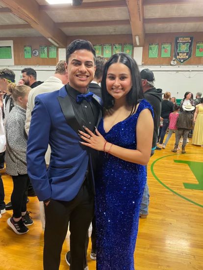 fabby_hayes's tweet image. #firstprom #handsome #bluetux 🤍💙