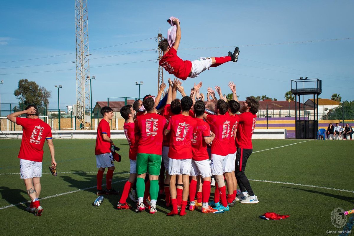 C.D. Pinzón tweet media