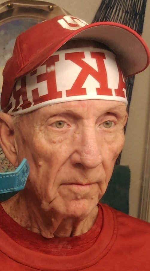 Rusty Weller -- the Senior Sooner backing Brent tweet media