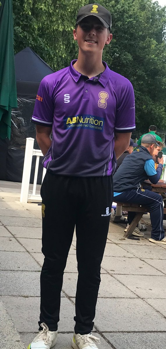 This is how you should spend your bank holiday weekend: watching <a href="/CheshireCCC/">CheshireCCC</a> play T20 at Toft Cricket club in the hope that 12th man <a href="/holty_20/">Ben holt</a> gets to play. <a href="/SandbachSport/">PE & Sport@Sandbach</a>