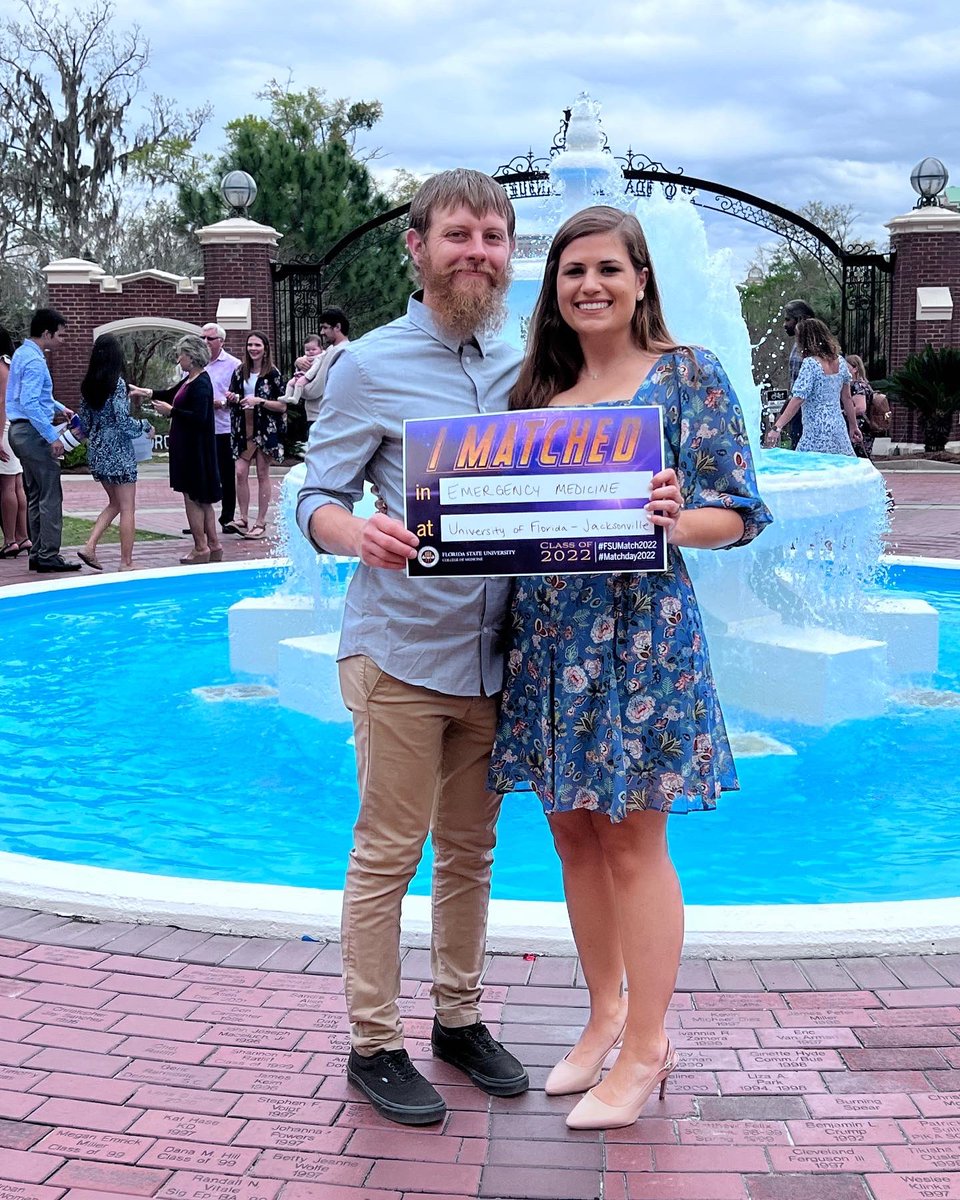 UFJaxEM's tweet image. First up for #InternIntros is Dr. Bailey Peacock! Bailey is a Jacksonville native and is coming home to Duval after attending medical school at Florida State University. She’s moving with her fiancé, Austin, and her 2 dogs and cat! Welcome to the #ShandsFam Bailey!