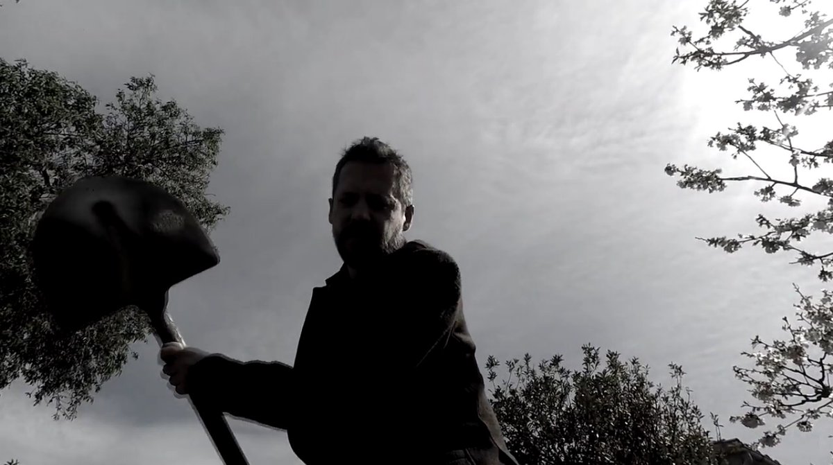 Aquest divendres vindran novetats. Estem desenterrant la memòria de quan ho vam perdre tot. Tot?

#nousingle #setembre #musica #català #catalunya  <a href="/Picap/">♫Discogràfica Picap♫</a>