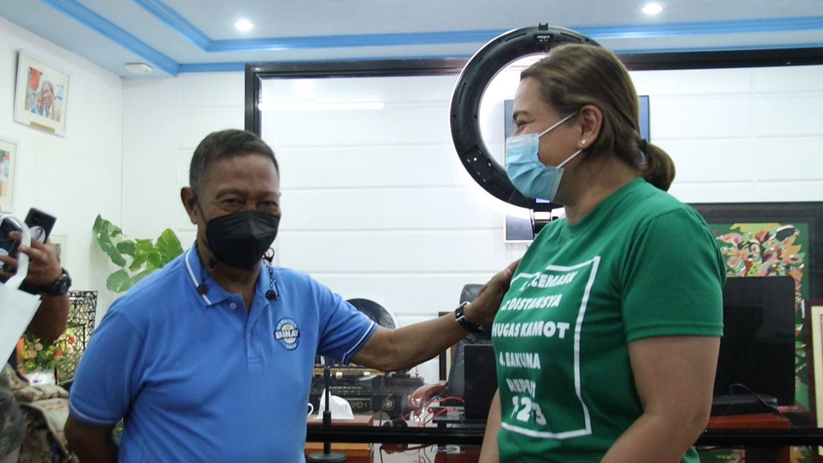 JojoCBinay's tweet photo. Daghang salamat mayor Inday Sara sa iyong patuloy na suporta at sa inyong mainit na pagtanggap sa amin sa lungsod ng Davao.
#SaraDuterte
#Davao
#BinaySaDavao
#BinayThereDoneThat #Binay11SaBalota 
#BinaySaSenado 
#OnlyBinay https://t.co/vZeYHaYnub