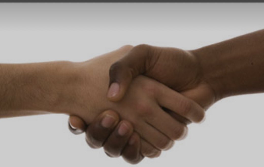 elhadjkasse's tweet photo. Il est fort possible qu’on dise un mot qui ne plait pas, ou qui offense. Après Pâques, c’est Eid. Comme il est de coutume, je demande le pardon à ceux qui ont été choqués par un de mes propos et prie dieu de répandre sur toutes et tous sa grâce et ses bienfaits. Amen https://t.co/FNbssmfOVv