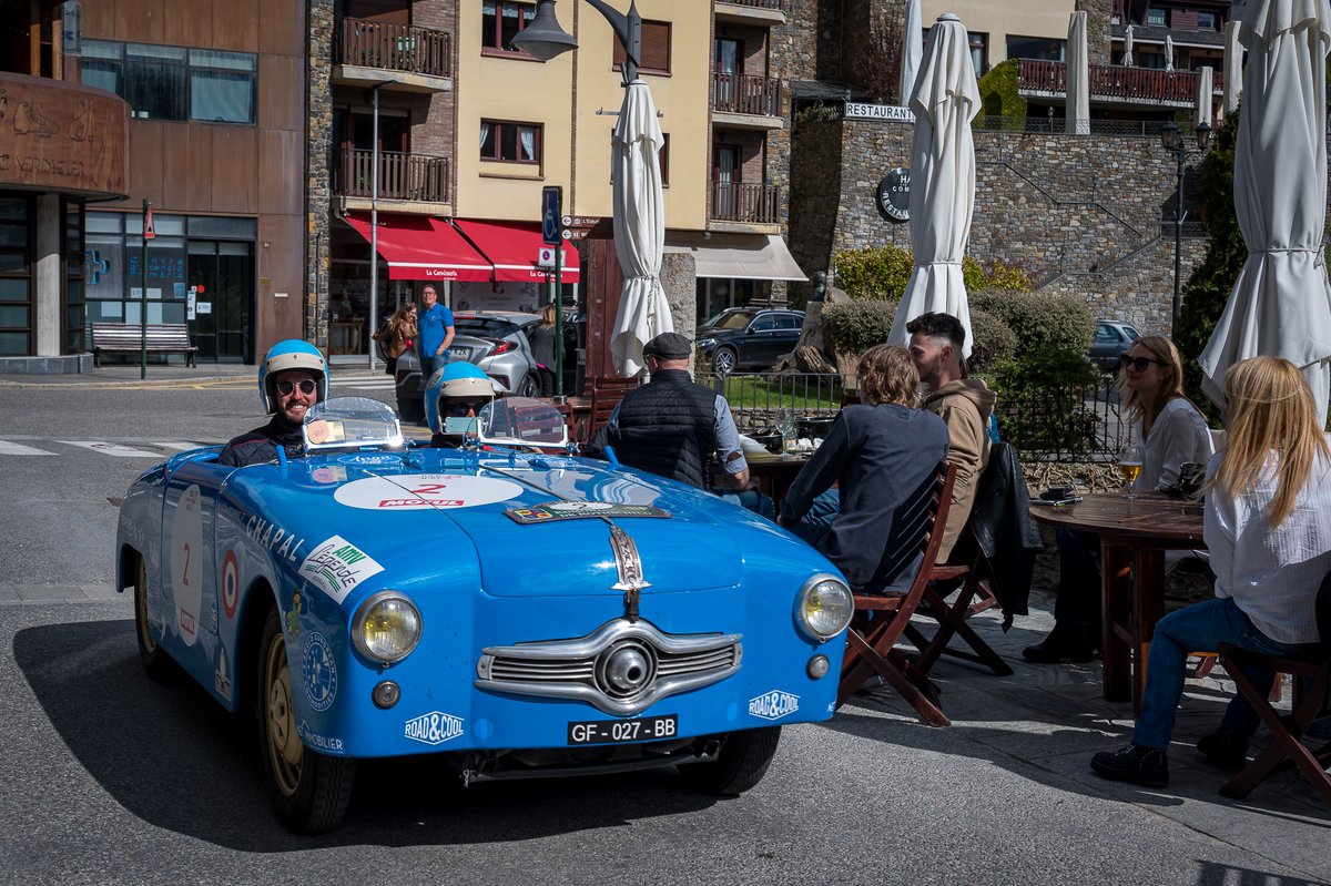 AutoClubAnd's tweet photo. #TourAuto2022 a #Andorra: cap de setmana d'automobilisme històric de màxim nivell 🤩
🗣️ La valoració de pilots, equips i organització és unànime👉 el millor final de ral·li possible 🔝🔝🔝
➕ℹ️ https://t.co/UyX0YVCEdI https://t.co/P1T5LWWKib