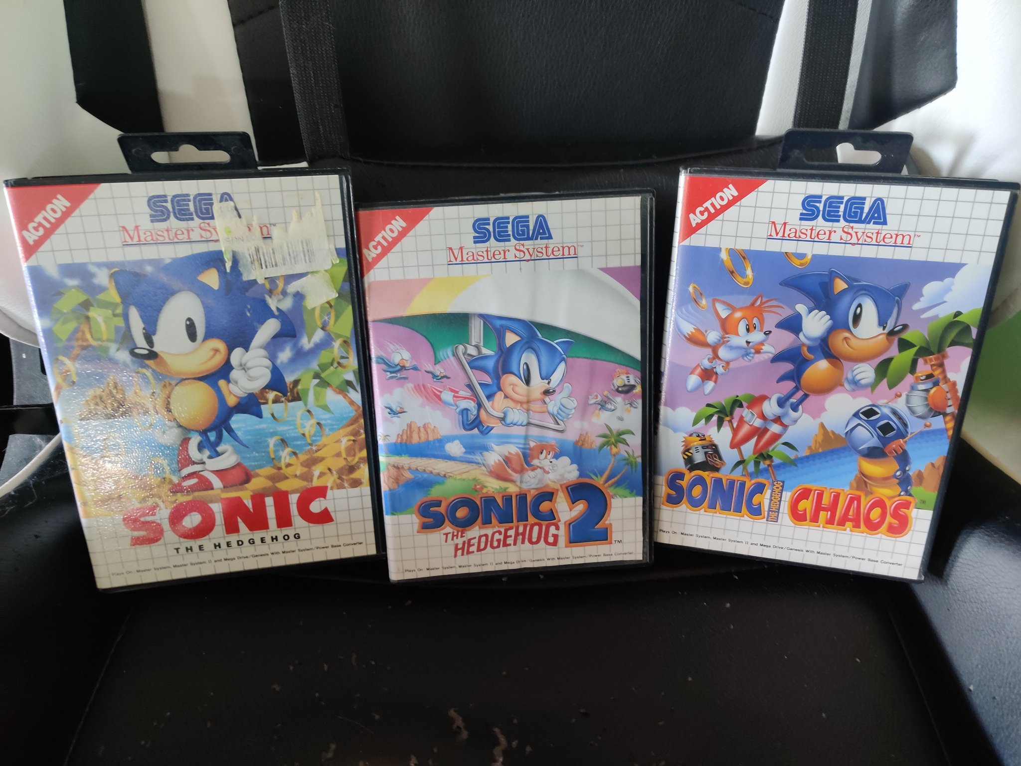 Play Sonic the Hedgehog on Master System