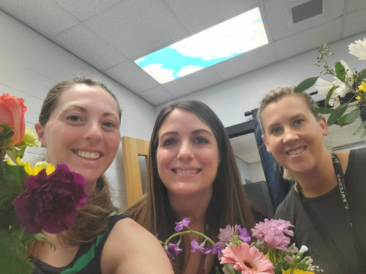 Thanks culture committee <a href="/SweetAppleES/">Sweet Apple Elem</a> @kimbrellskiddos <a href="/Urrica_Teaches/">Erica</a>