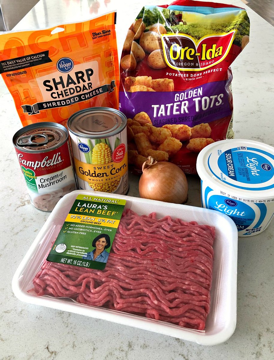 6sisters_stuff's tweet photo. Cowboy Casserole is an easy weeknight family dinner with ground beef, corn, cheddar cheese and sour cream topped with crispy tater tots. Get the recipe now online at https://t.co/UW5sVwkaMe

#cowboy #casserole #Recipe  #sixsistersstuff https://t.co/8PxwKW0sZT