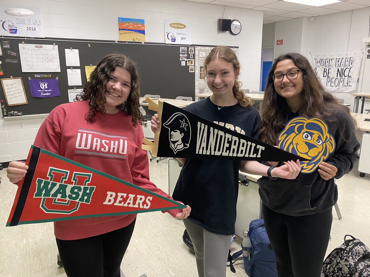 kgerdeshhs's tweet photo. Decision Day 2022!!! The wall is growing and so is that proud teacher feeling!!! #theregional #anotherone https://t.co/Uhjcs9WjXk