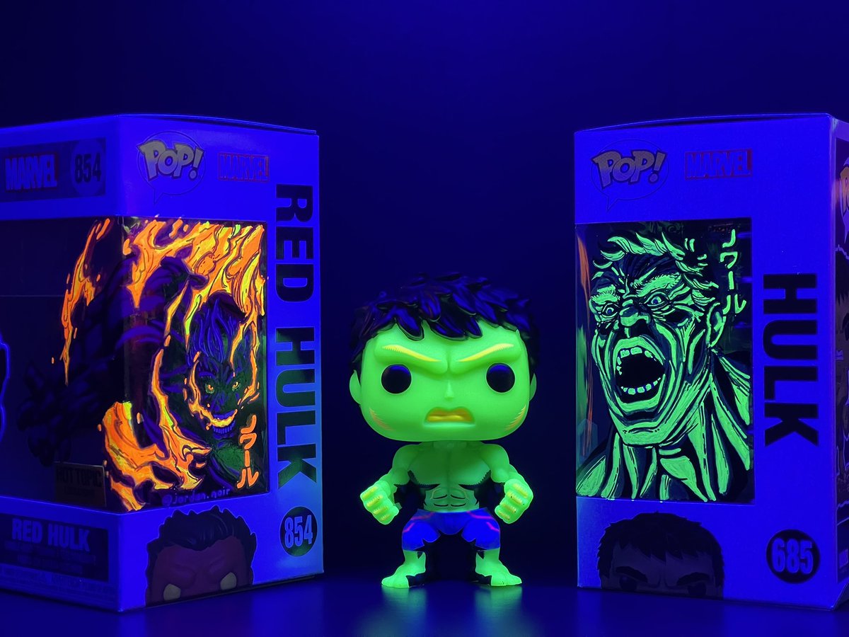 ShadowVenomGO's tweet photo. More ๐ฅ๐ฅ๐ฅ๐ฅ๐ฅ custom artwork from @jordan_noir
@7BucksAPop #PopShieldArmor
Check out the blacklight glow!!
@thatvenompopguy @ArronTilley8 @Abber_naffy
The level of detail Jordan puts into each of these is insane!! https://t.co/wjoi7FppPK
