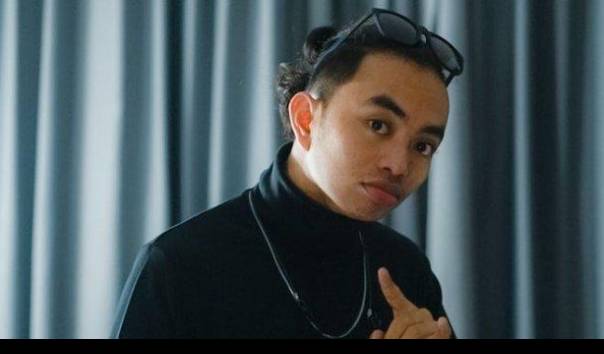 Zinidin Zidan Dikabarkan Meninggal Dunia, Begini Faktanya Menurut Manajer dlvr.it/SPcrkM