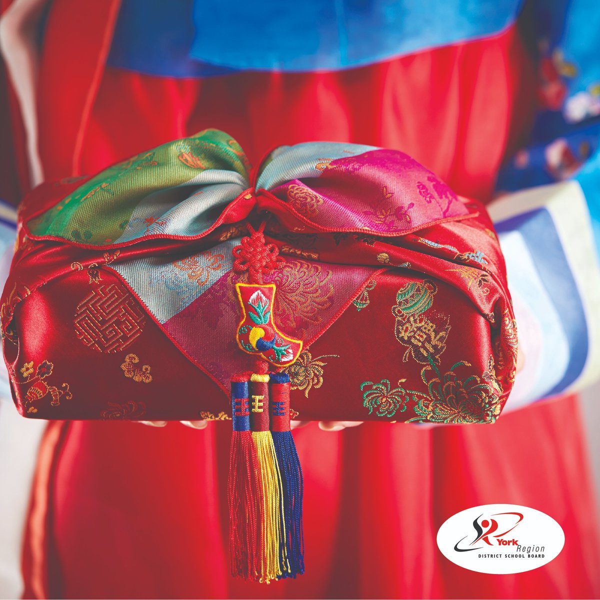 YRDSB's tweet photo. During May we celebrate Asian and South Asian heritage month and recognize the many achievements and contributions of Canadians of Asian and South Asian descent to Canada's culture, diversity, vibrant communities and our prosperity as a nation. https://t.co/hZjEqopANi
