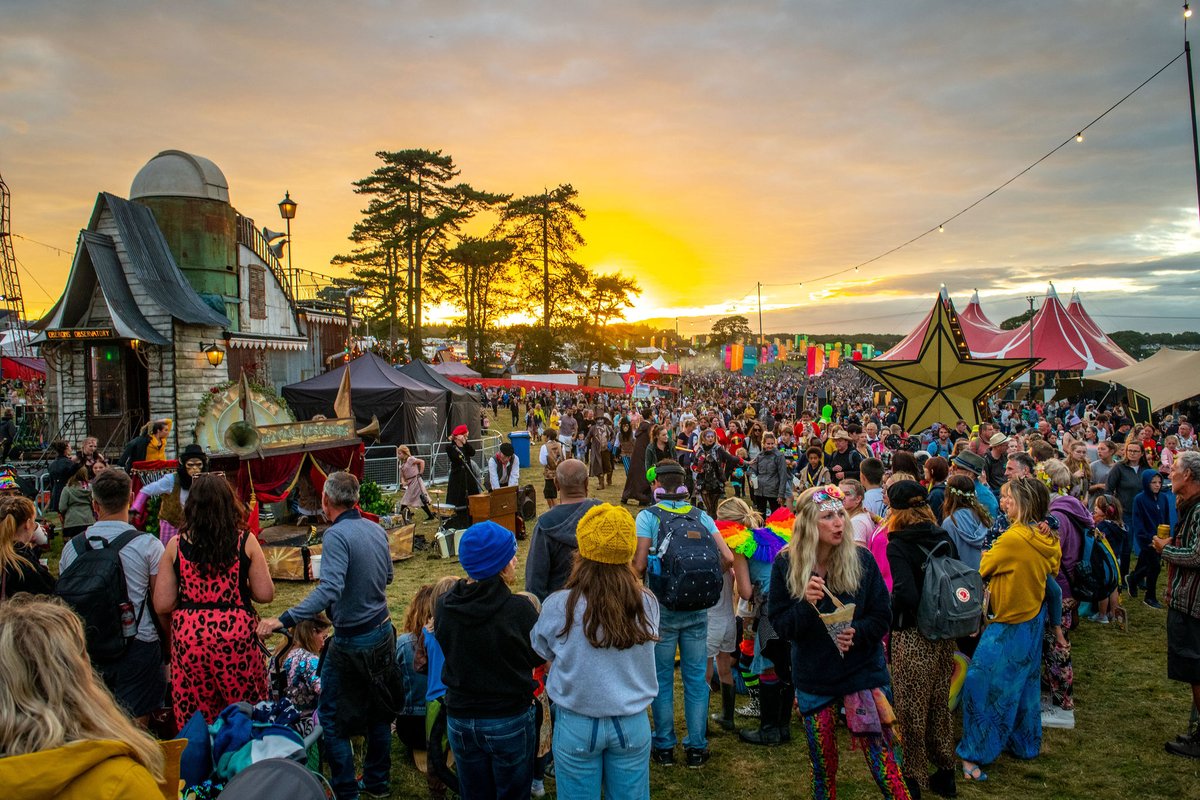 Music Rush Magazine tweet media