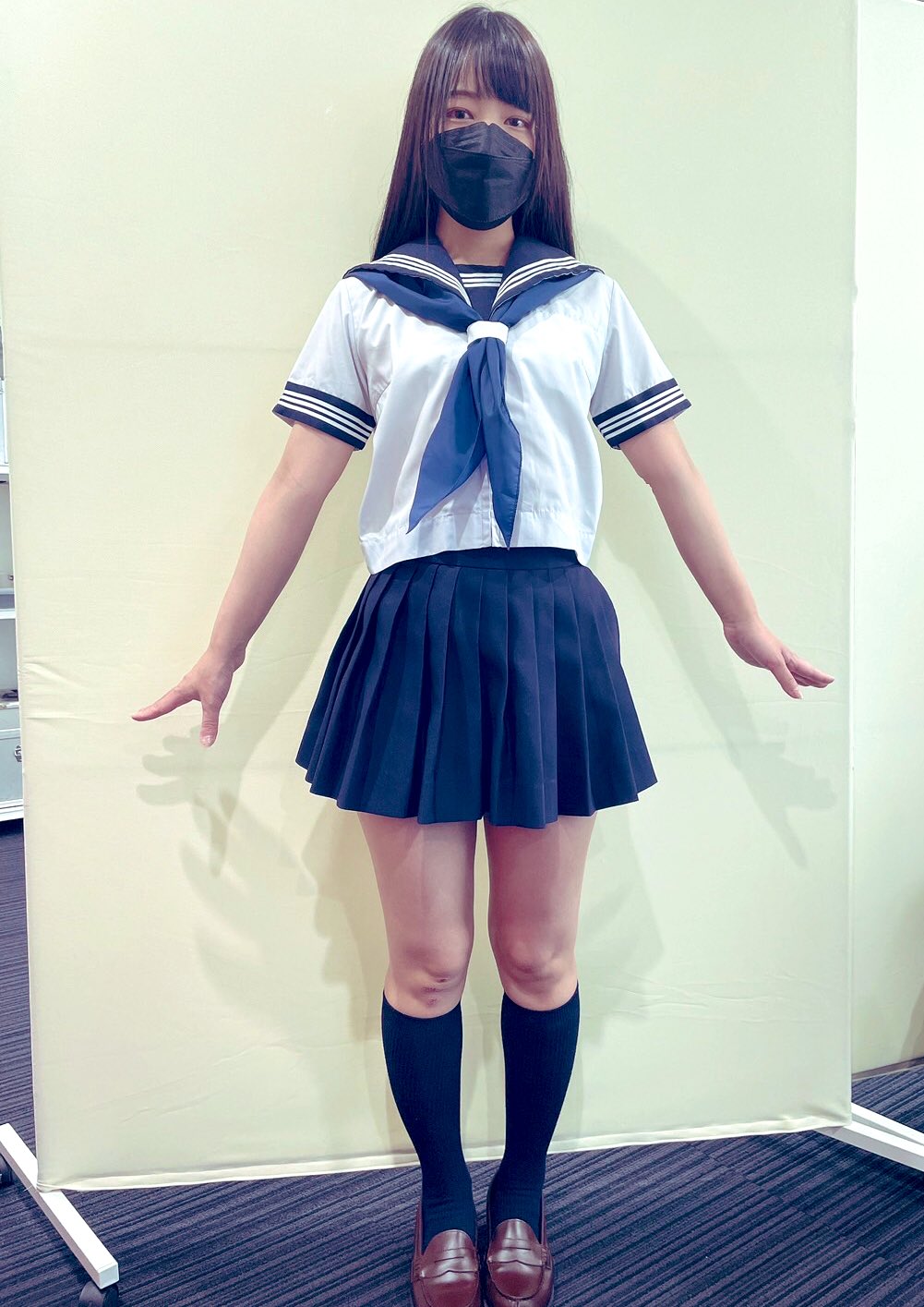 あべみかこ制服 お久しぶり あべみかこちゃんフィッティング😻可愛い💕  セーラーは式監督こだわりの薄い生地で肌にピッタリとした生地🧤この生地でグローブを作るととっても綺麗だな〜と思うG😽 みかこちゃん  Gはこの作品で最後でしょうか？ 引退前に会えて嬉しかったです ...