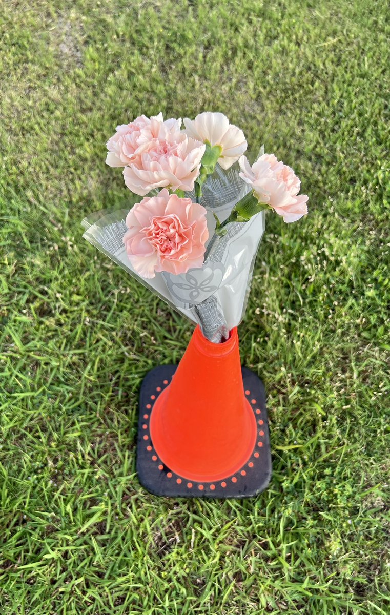 What a wonderful surprise!  Mr. President brought me flowers today!! Thank you <a href="/MicahSHorner/">Micah Horner</a>