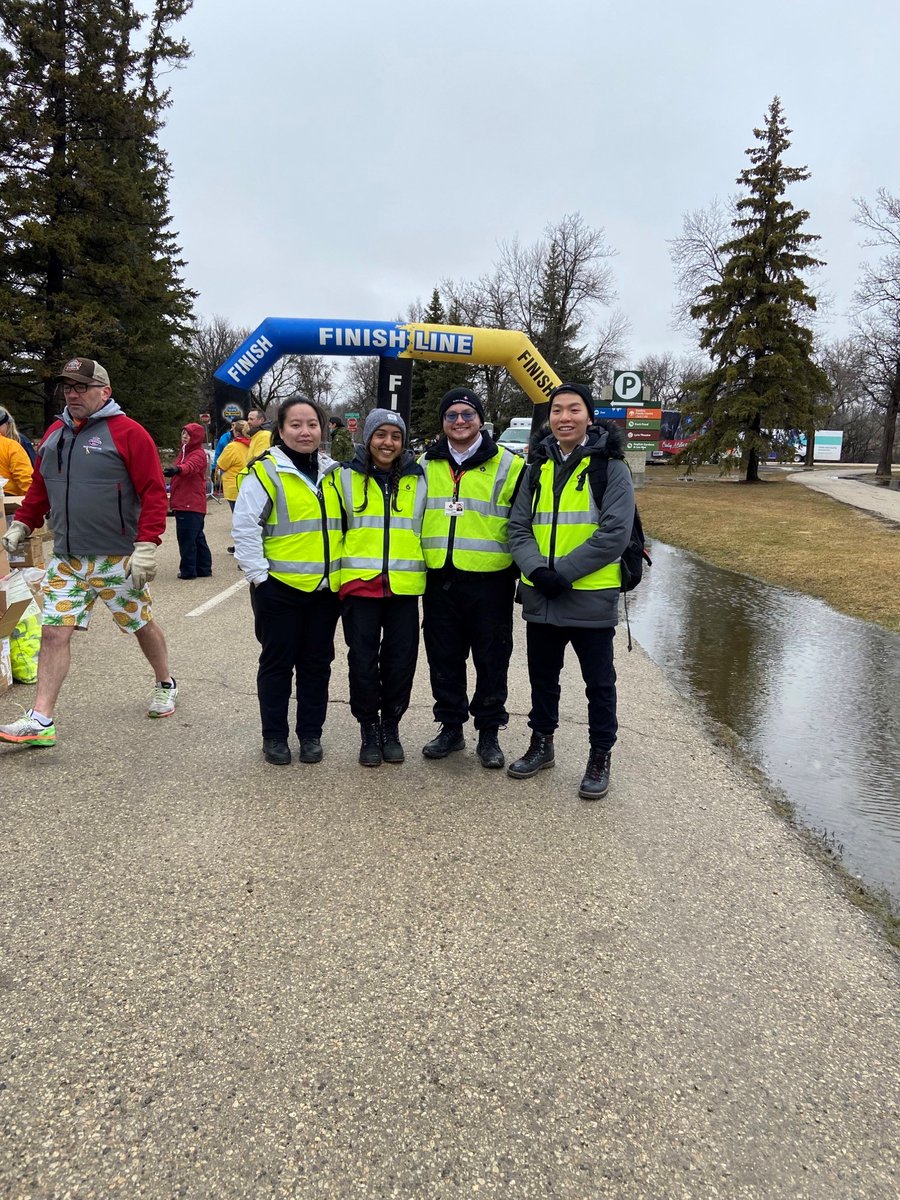sja_mbntnu's tweet image. We would like to thank everyone who attended The Winnipeg Police Services Half Marathon yesterday. With a total of 12 volunteers, St John Ambulance was excited to be a part of this amazing event! Read more at raceroster.com/events/2022/50…

#wpshalfmarathon #winnipegpoliceservice #sja