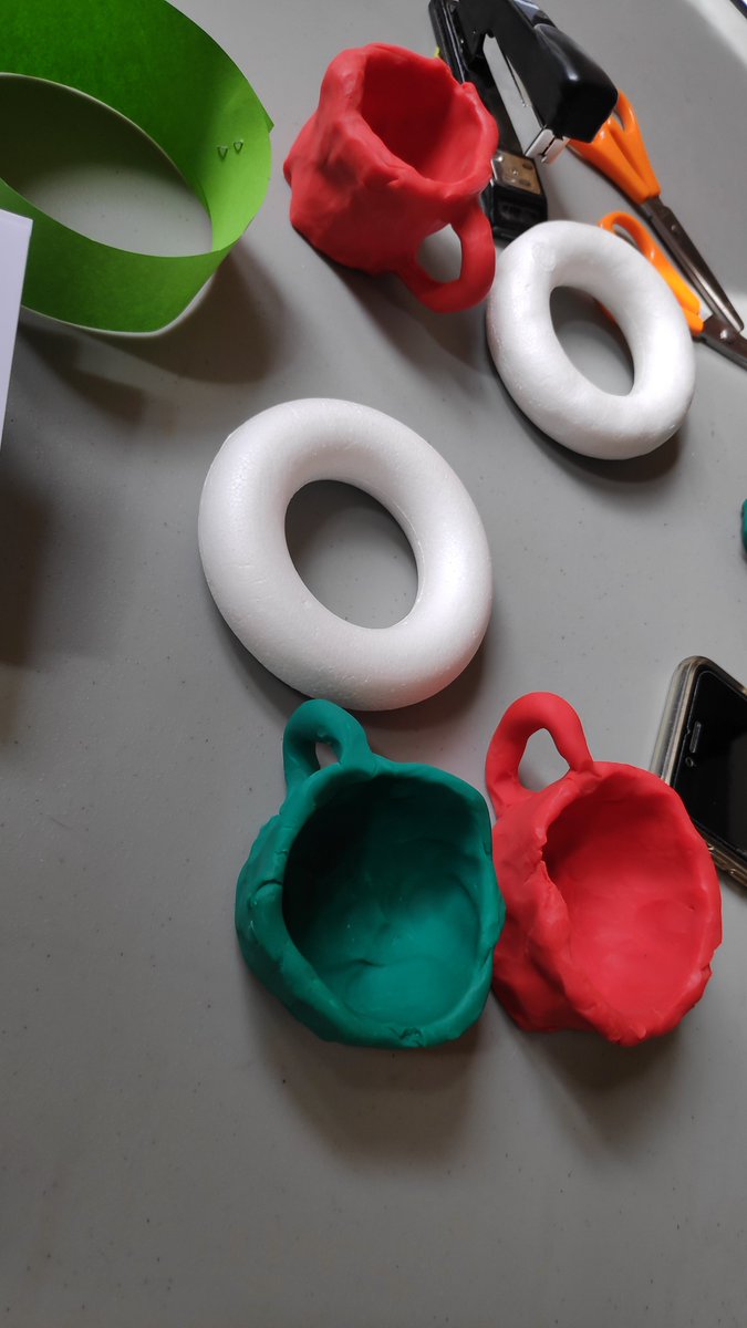 InsErnestLluch's tweet photo. El dimecres 27 d’abril l’alumnat de 1r de Batxillerat de la modalitat de ciències i tecnologia, van visitar la Matefest-Infofest, una festa divulgativa organitzada per alumnat de la Facultat de Matemàtiques i Informàtica de la UB.
#matefest #1rbatxillerat https://t.co/P84LBLsQBb