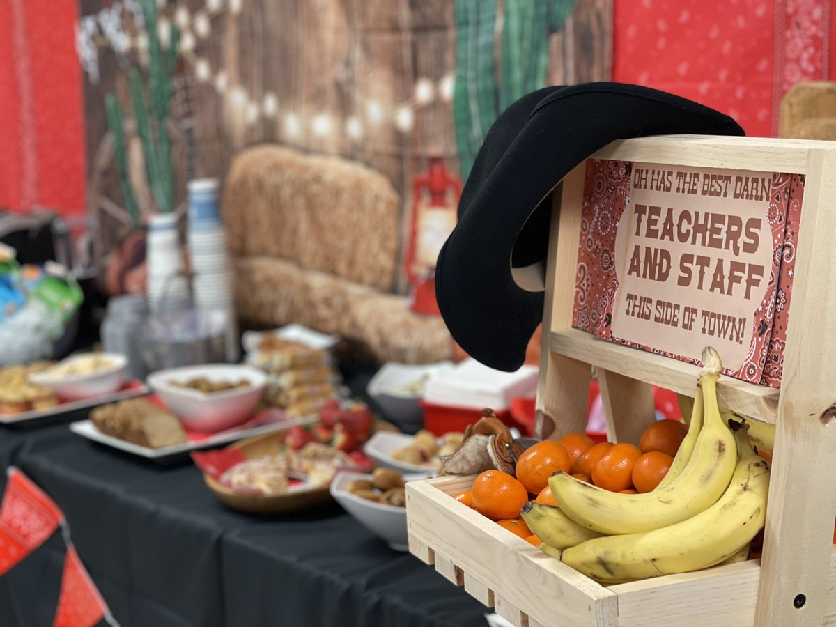 Giddy up <a href="/NoviOrchardHill/">Orchard Hills Elem.</a> <a href="/NCSD/">Novi Community School District</a> it’s Staff Appreciation week!