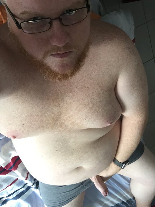 Suck me now https://t.co/IeJlLrX3fz