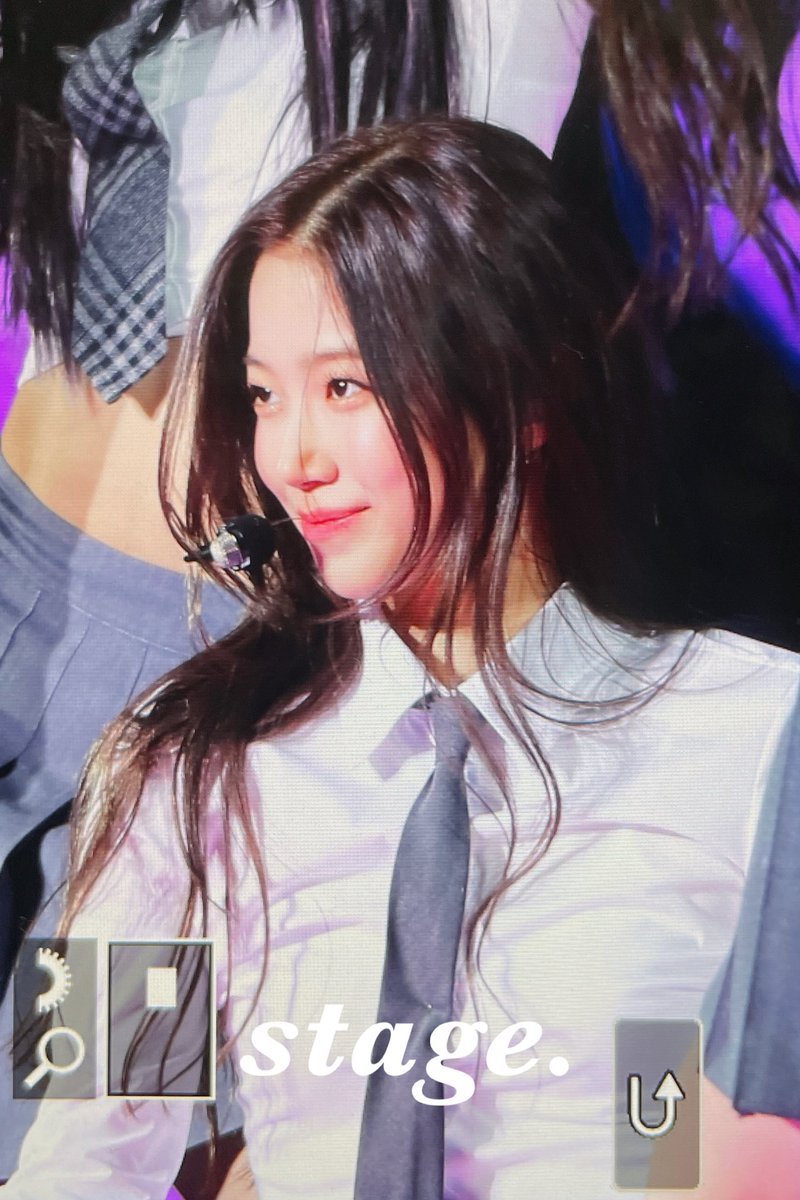 kzh_stage's tweet photo. 220502 𝘂𝗽𝘀𝘁𝗮𝗴𝗲 𝗽𝗿𝗲𝘃𝗶𝗲𝘄 
#르세라핌 #카즈하 #一葉 
#LE_SSERAFIM #KAZUHA https://t.co/e2yU0VT8XE