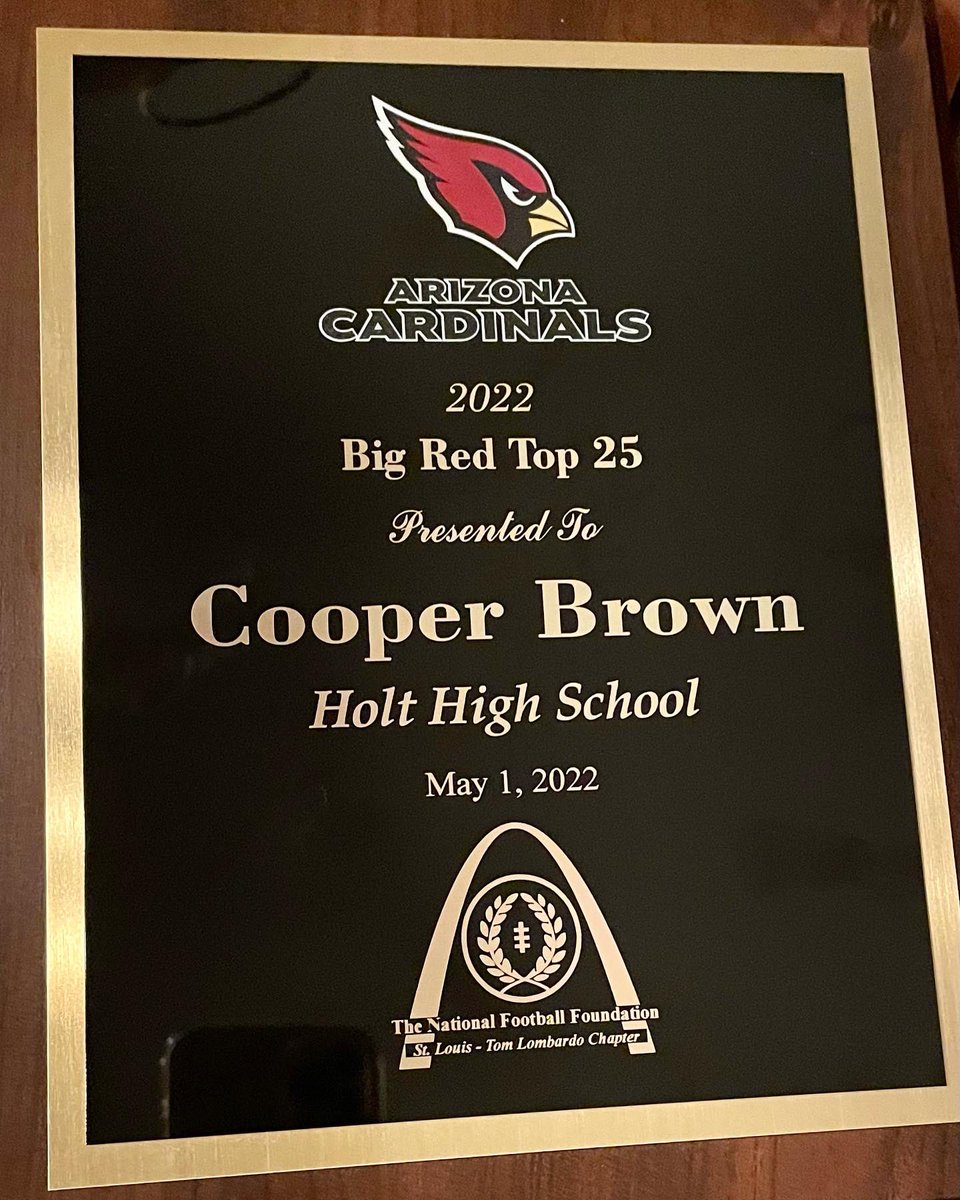 cooperbrown_22's tweet photo. Thank you National Football Foundation @NFFStLouis and @AZCardinals for the honor of being selected as a Big Red Top 25 Player
and congrats to @HoltFB for receiving the Top High School Program award! 
@MBUFootball @NFFNetwork https://t.co/DDLoO4cE0Z