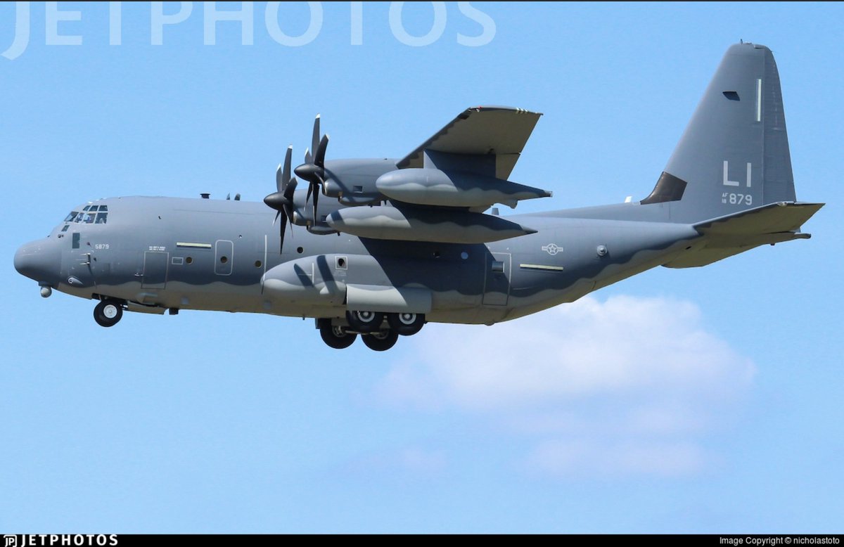 TheSnoopySnoop's tweet photo. #KING11 🇺🇸
HC-130J Combat King II
#AE61FC 18-5879
Departed Aviano earlier
Overhead NW England just now
Looks to be descending in towards @GPAPassenger
@BloodyPolitics
@Swisscheese80 @tankrobbers https://t.co/CtnR96bA6m