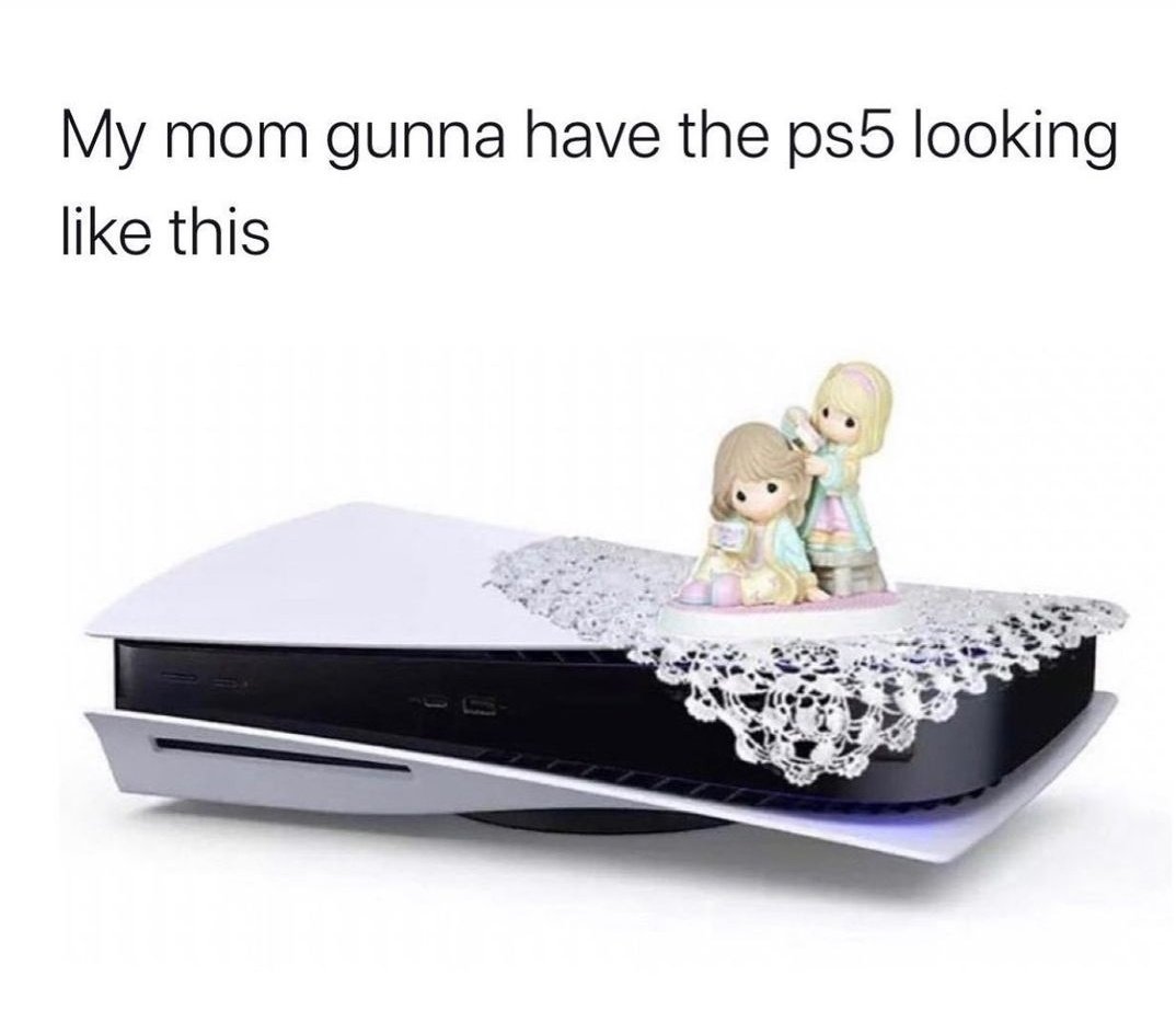 AngryBananas's tweet photo. As a kid my mom would put these figures on top of my GameCube 🤣 https://t.co/myonztEtlK