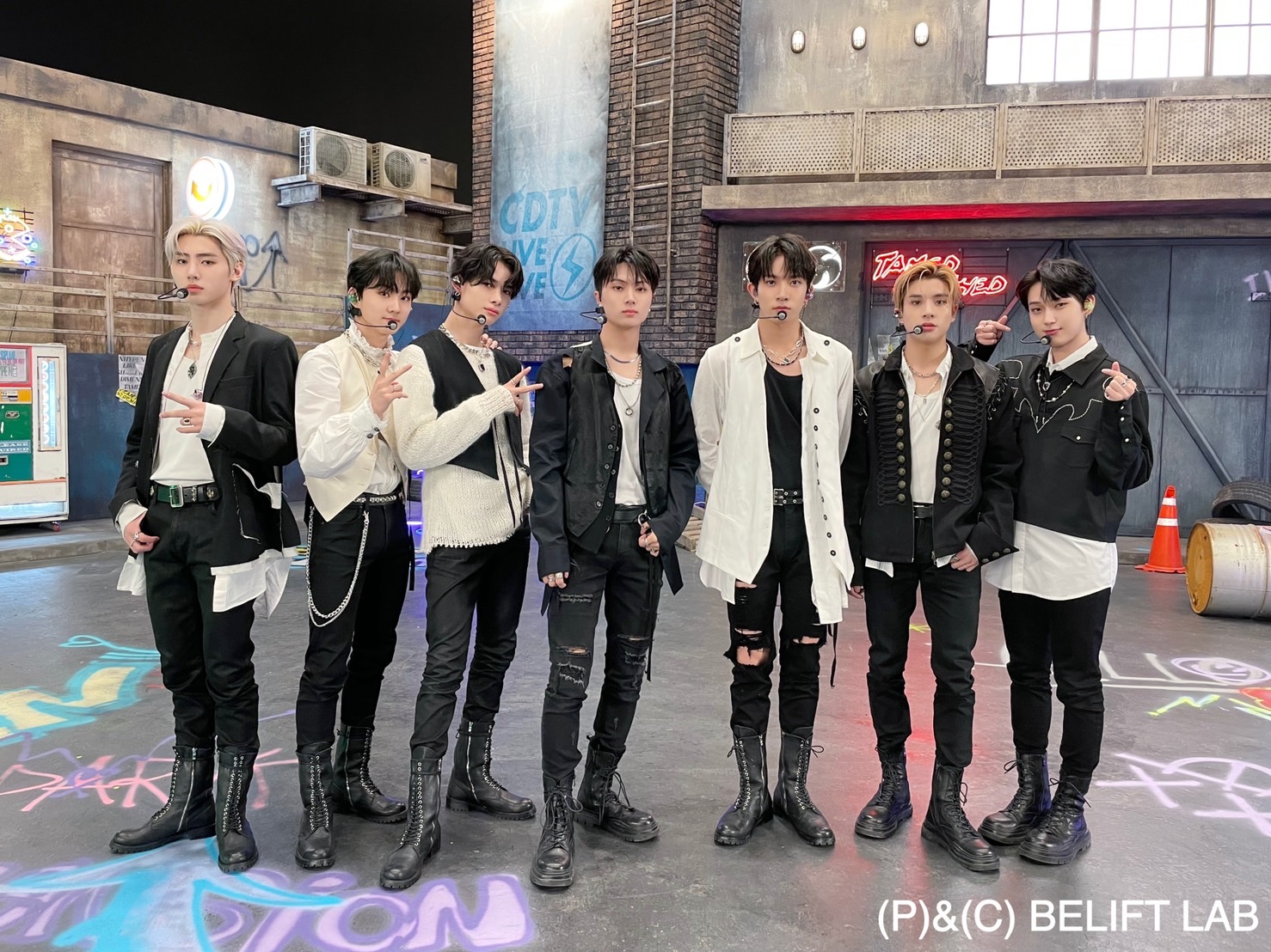 ハイブインサイト テヒョン RECODE BTS ハイブインサイト テヒョン RECODE BTS BTS X HYBE INSIGHT X RE