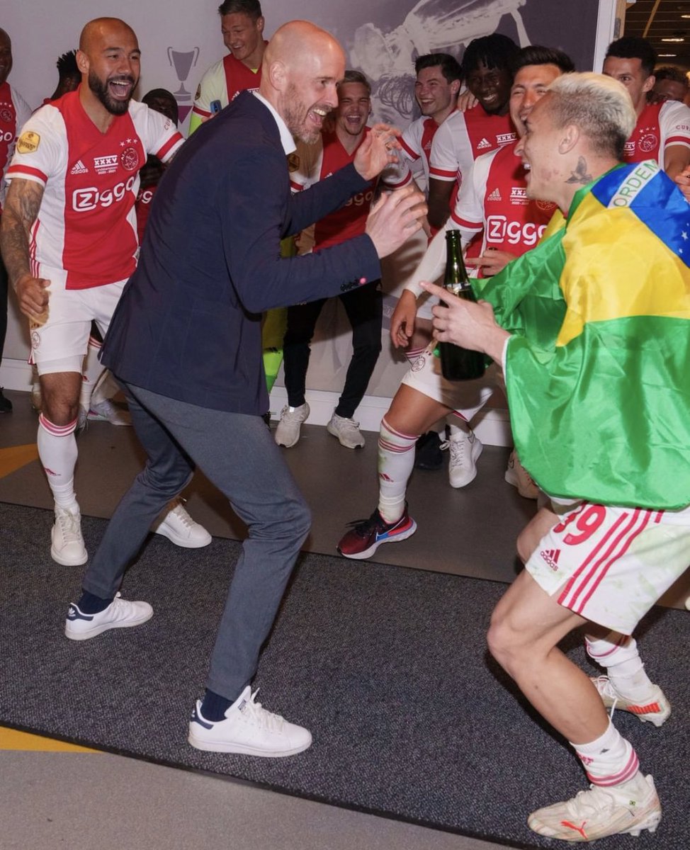 antony00's tweet photo. Memories!! ❤️
@AFCAjax ❌❌❌ https://t.co/bzH3xcTxNO