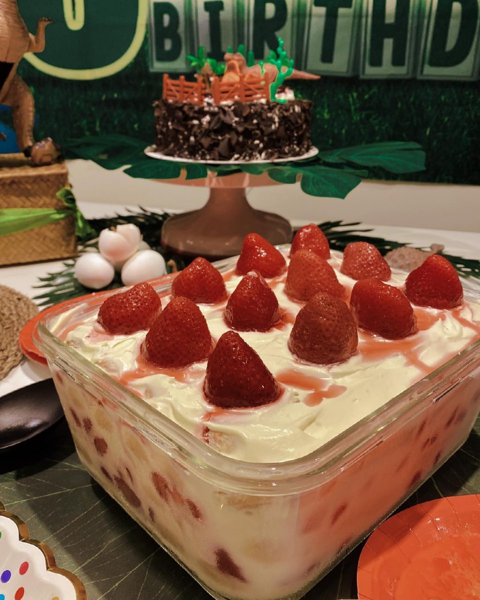 Al0saAllen's tweet image. #Desserts will make you feel better