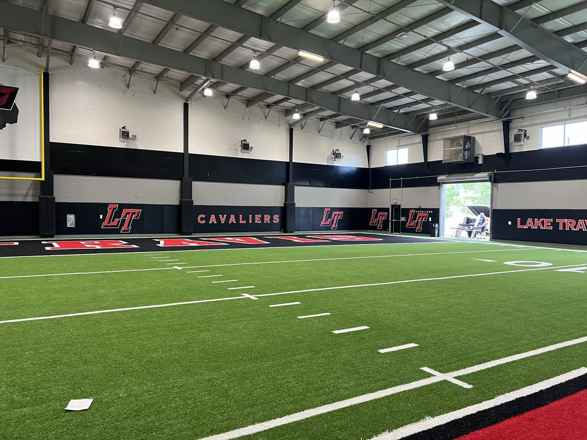 Fisher_Athletic's tweet image. Protective padding install for @LTHSCavFootball at their indoor practice facility.  How can FISHER help you #getequipped ? @Athletic_Supply @LakeTravisHS