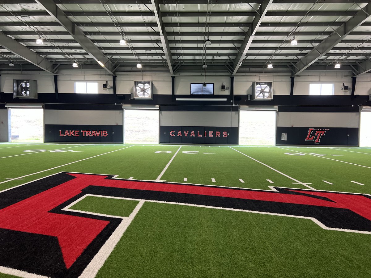 Fisher_Athletic's tweet image. Protective padding install for @LTHSCavFootball at their indoor practice facility.  How can FISHER help you #getequipped ? @Athletic_Supply @LakeTravisHS