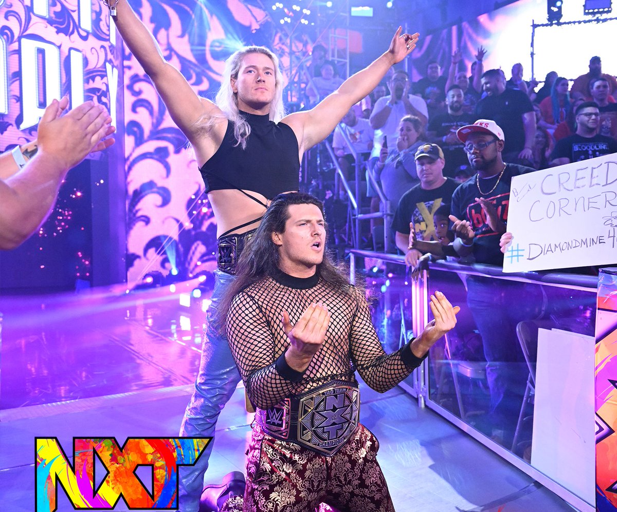 DiscoveryItalia's tweet image. #ascoltitv: #TiSpediscoInConvento raggiunge punte di 546.000am. @realtimetvit #5can naz sulle donne nello slot. #90GiorniPerInnamorarsi #EPoi supera 360.000am. Su @nove per #PerNonDimenticare picchi di 448.000am. #WWENXT all’8,1%sh sugli uomini. @dmaxitalia #11can naz nelle 24h.