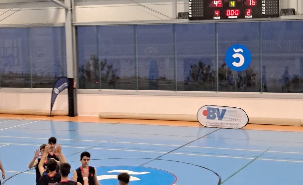 C.B.Laracha tweet media