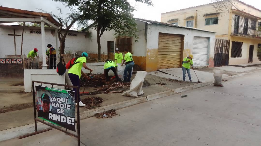 CaraboboTeQuier's tweet photo. #JuntosTodosEsPosible🙏Somos #Trabajo🍃Somos #CaraboboTeQuiero❤️Nos encontramos #Saneando🎋En cada espacio del Centro De Agua Termales🫧Municipio Diego Ibarra #Valencia😉Demostrando que #VamosPorMás✊En apoyo del único @rafaellacava10🦇 #IgualdadYEquidadDeGénero https://t.co/klQtxgYhyP