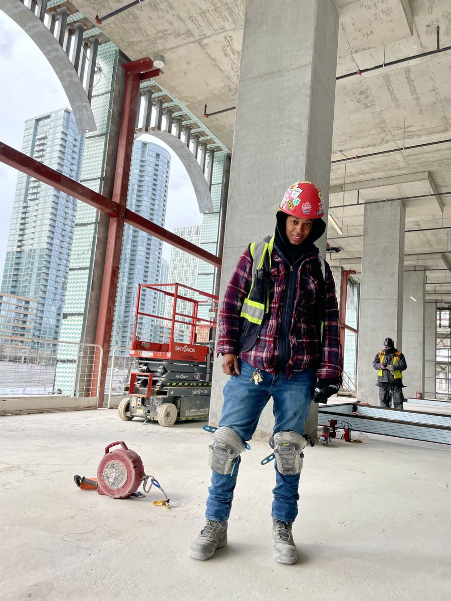 Happy Monday, Everyone! ☀️

Meet Leanna from Group 14.
Leanna is an Architectural Glass &amp; Metal Technician with <a href="/GoIUPAT/">IUPAT</a>. She is on her way to writing her C of Q and continues to be a positive role model to other women in the skilled trades!