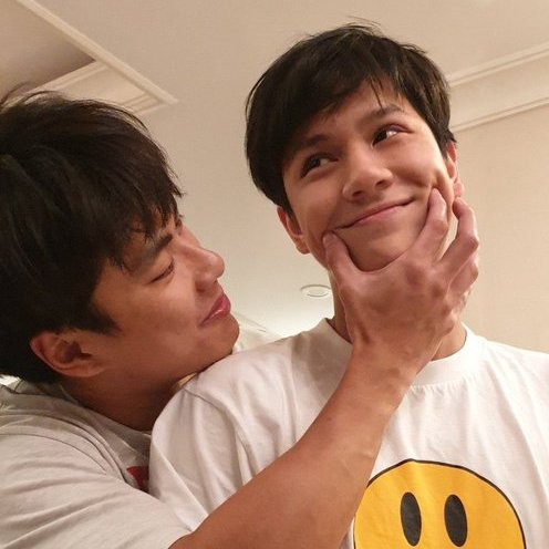 jayesocool's tweet photo. the fact nanon only allows ohm to poke his dimples and not others is such a huge freaking privilege. https://t.co/wfxn2oOVD4
